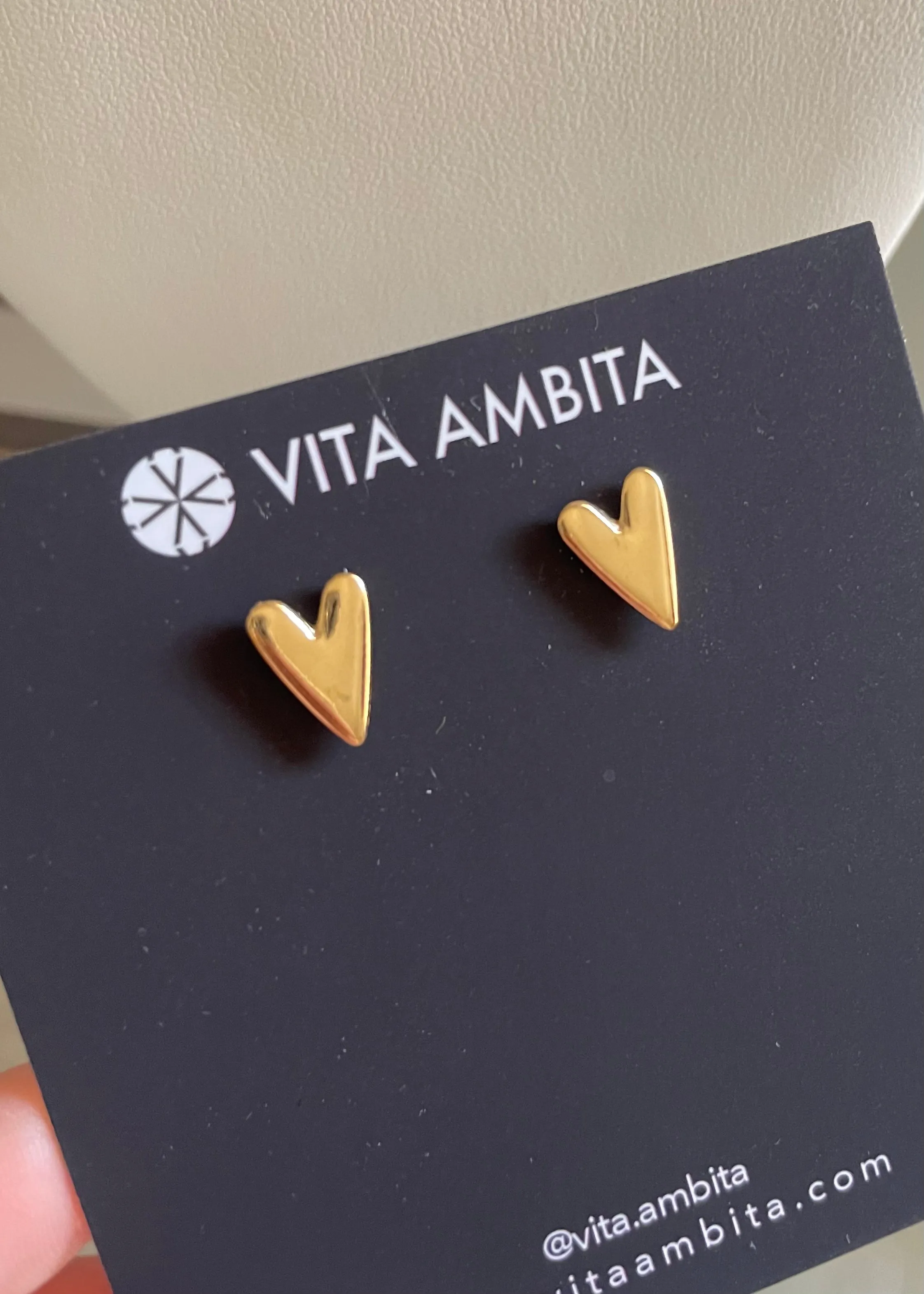 Amore earrings