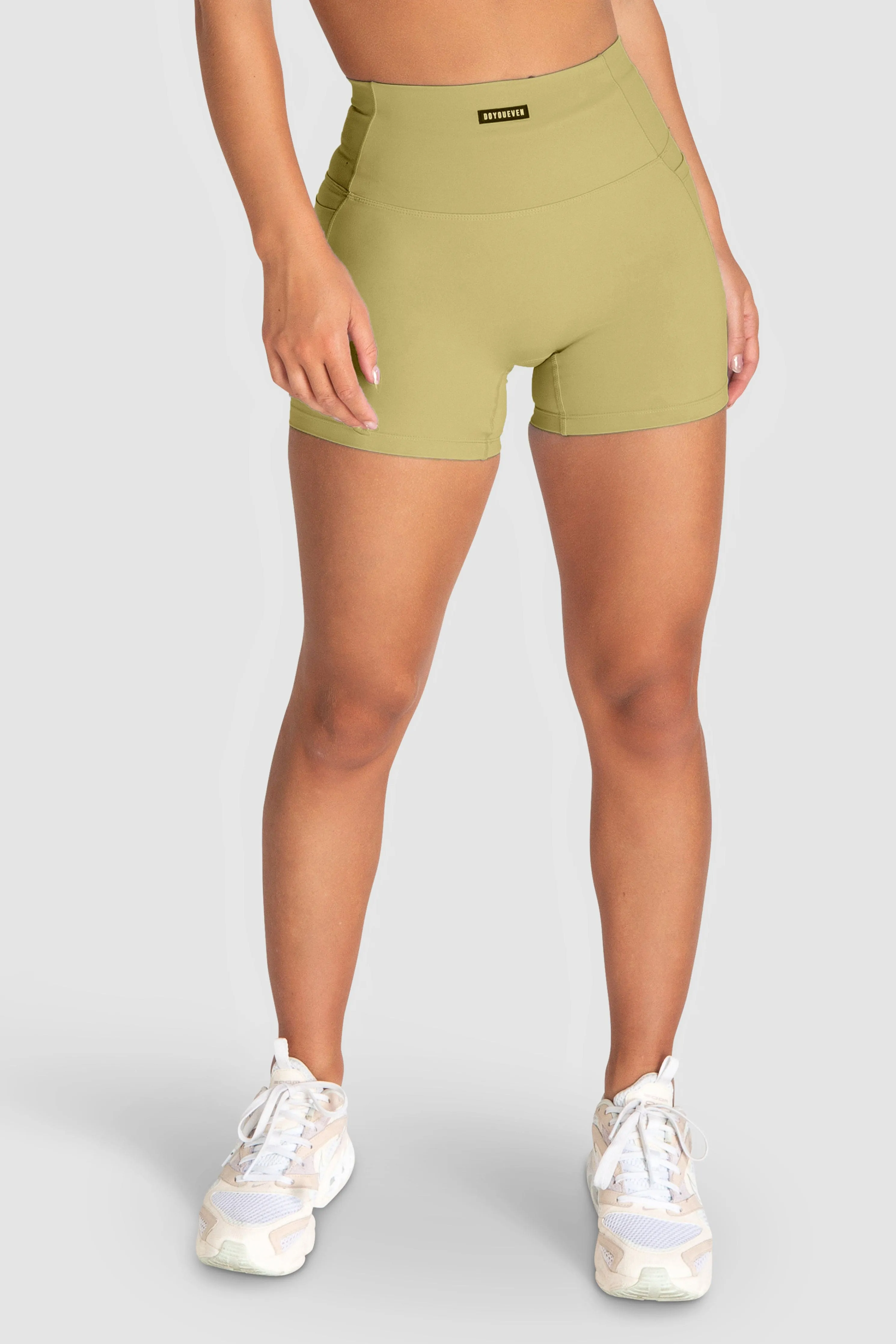 Desire Shorts - Celery Green