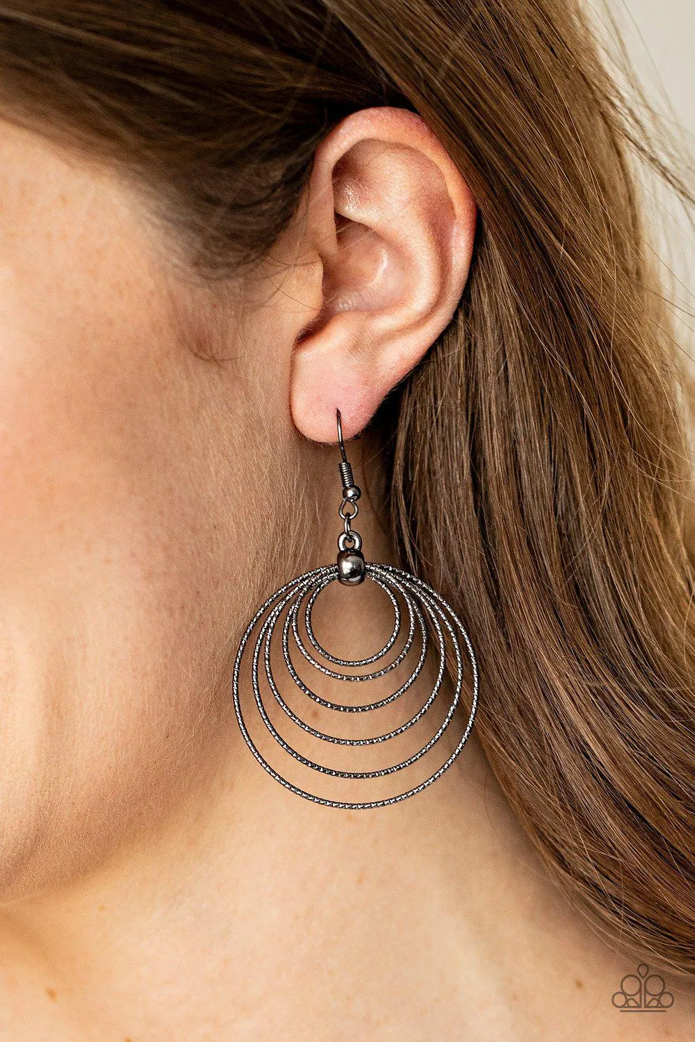 Elliptical Elegance Black Earrings - Paparazzi Accessories