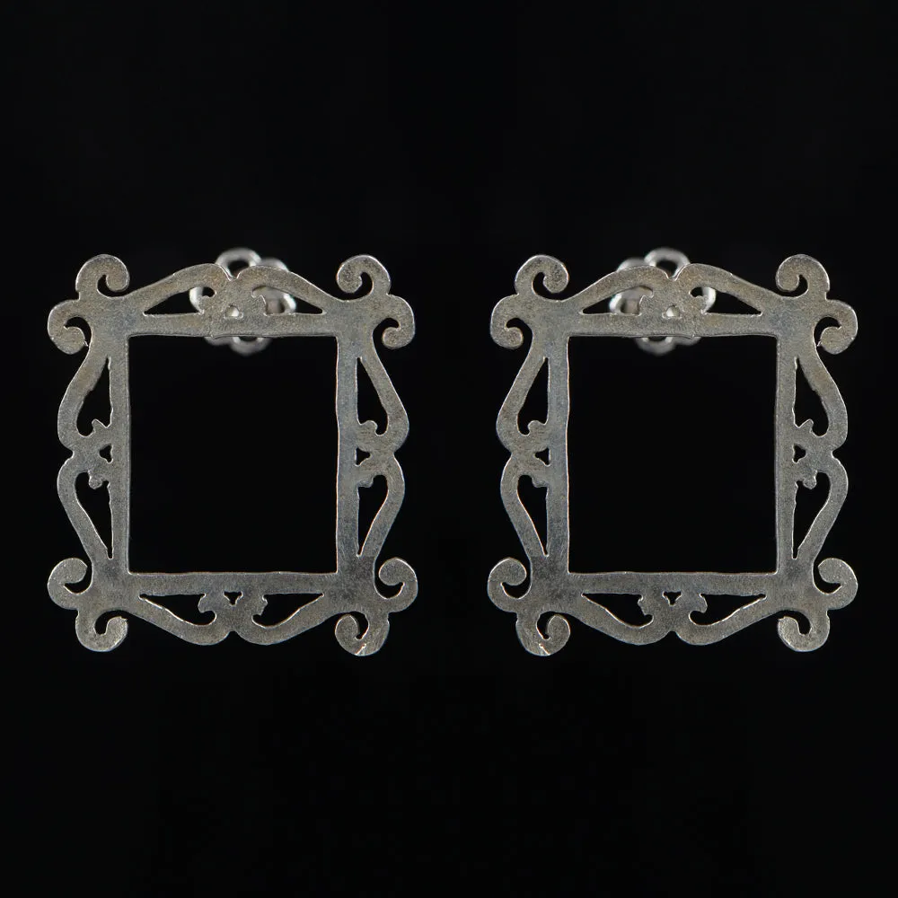 F.R.I.E.N.D.S Handcrafted Sterling Silver Earring