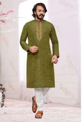 Men's Ethnic Long Kurta With Pajama Set - Green